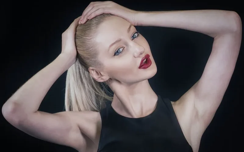 Kucyk doczepiany blond - 5 trików na naturalny efekt i idealną stylizację