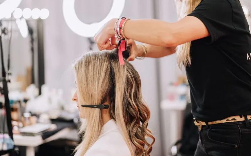 7 farb do blond włosów bez żółtego odcienia na 2026